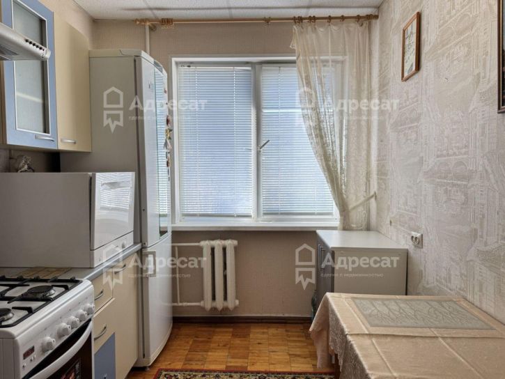 3-комн квартира Бульвар 30-летия Победы,  д.76