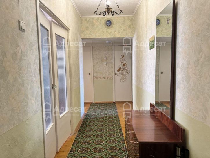3-комн квартира Бульвар 30-летия Победы,  д.76