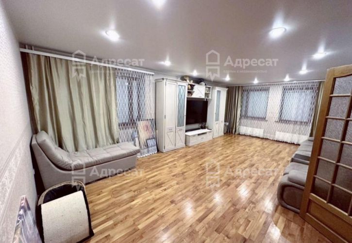 7-комн квартира ул. Ангарская,  д.69/2