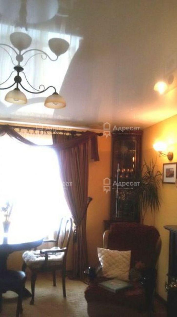 3-комн квартира ул. 35 Гвардейской,  д.4