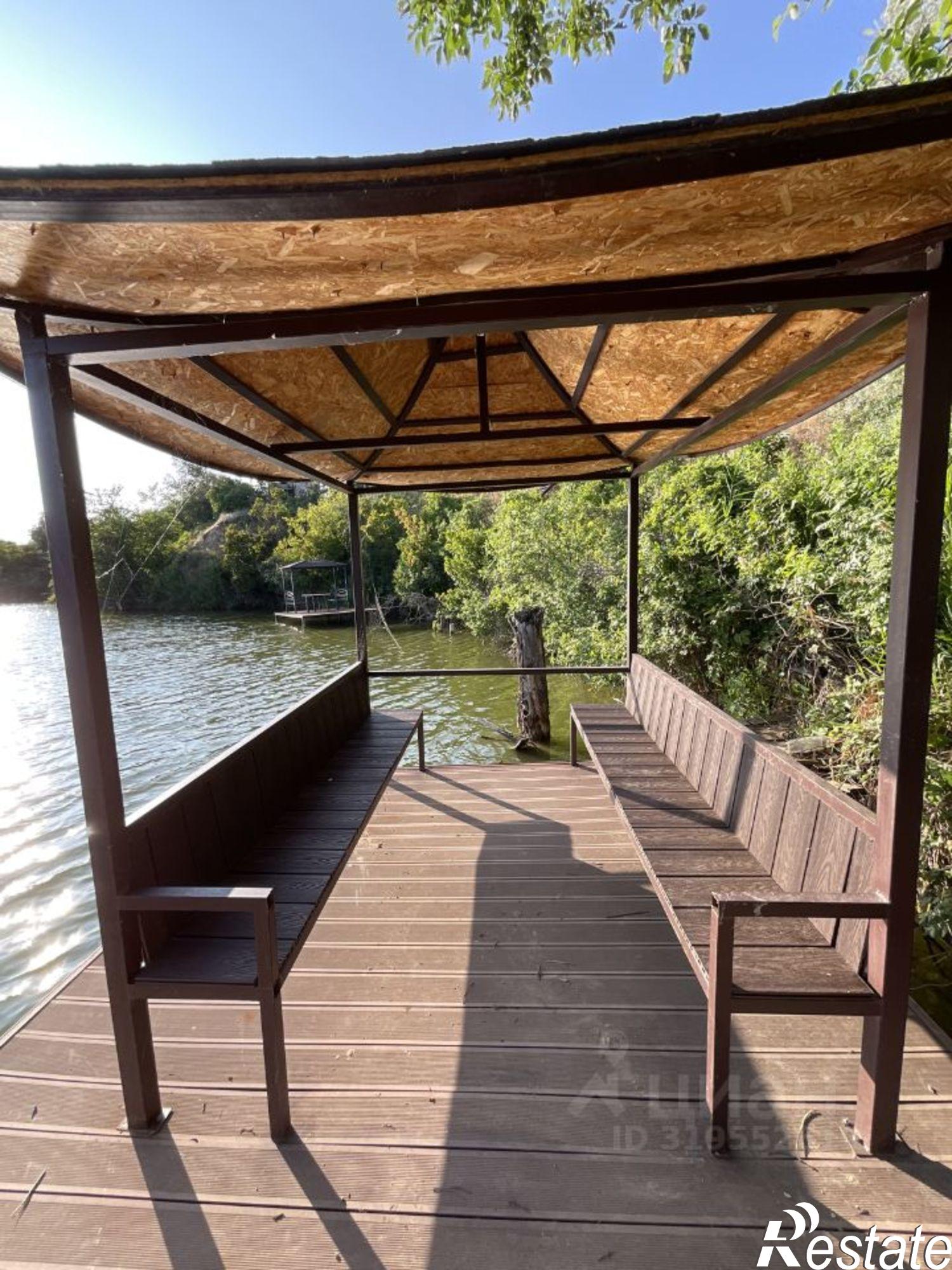 Купить дачу, дом, коттедж за 12 600 000 рублей на Ангарская улица, 139/99