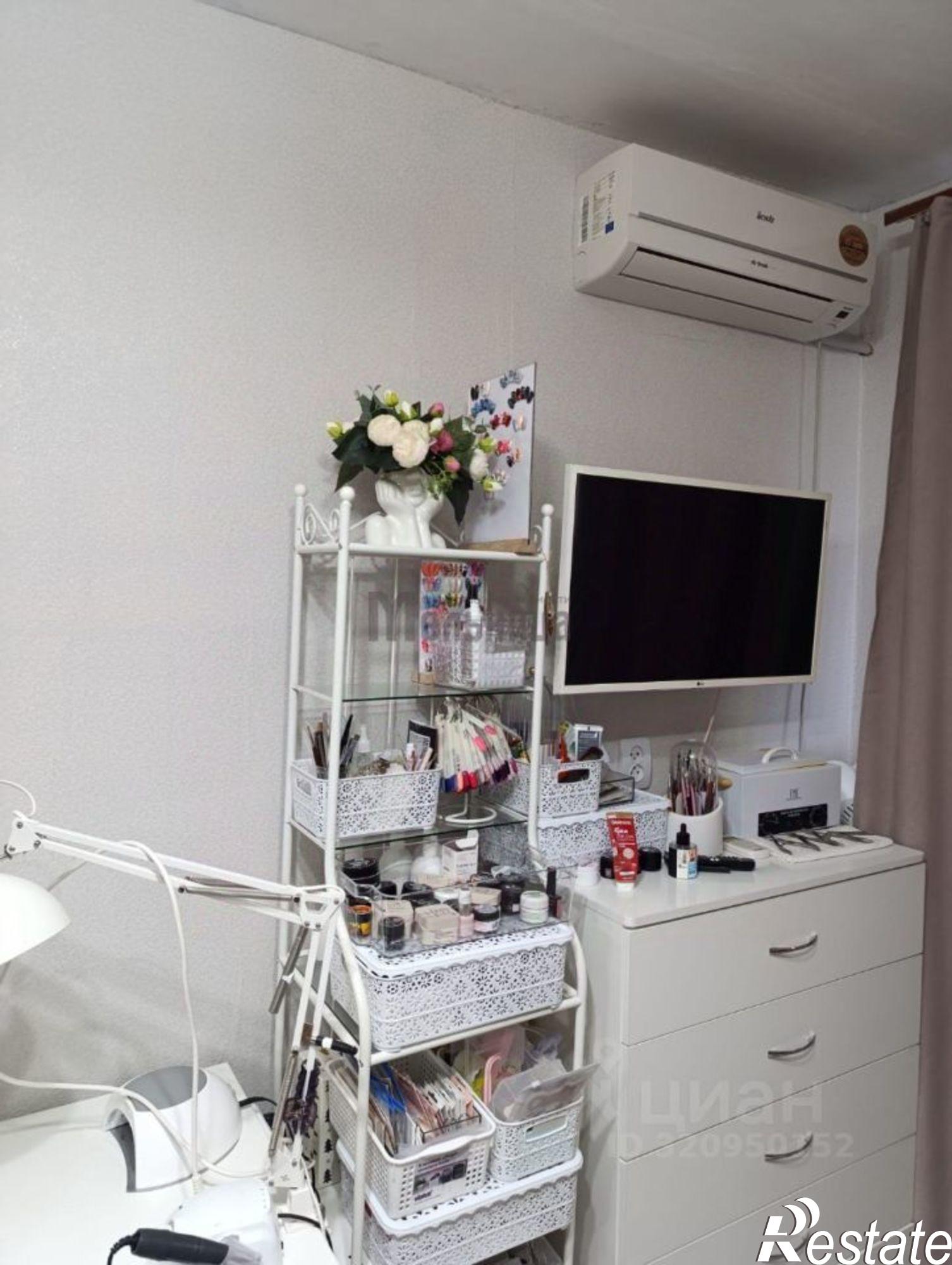 Купить квартиру за 2 440 000 рублей на улица Германа Титова, 56