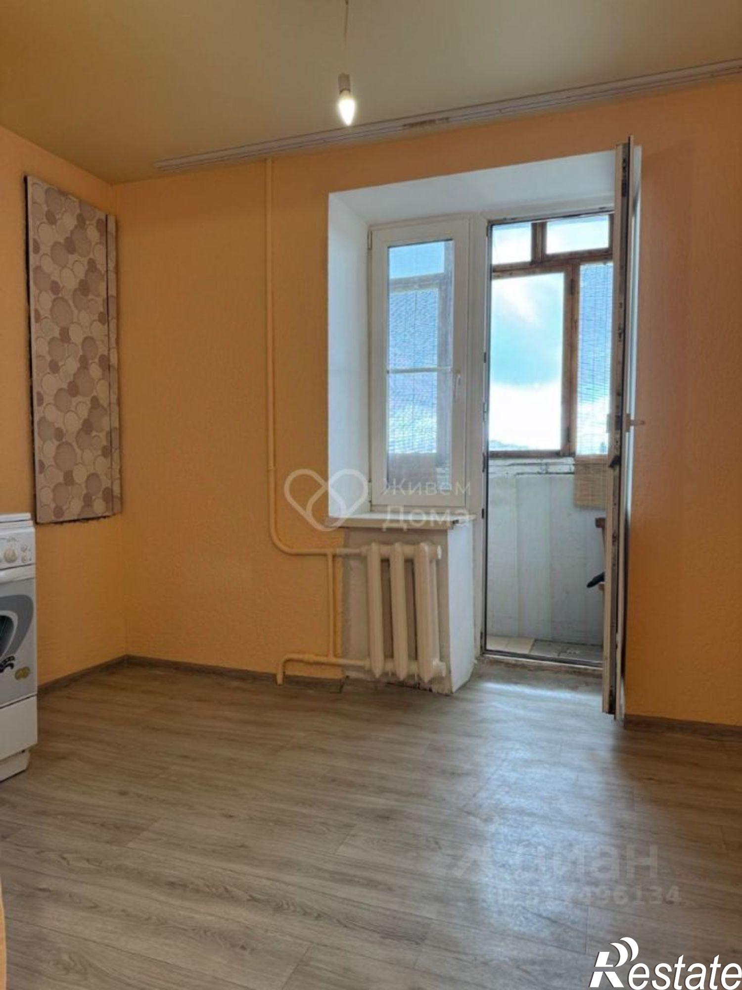 Купить квартиру за 3 100 000 рублей на Колпинская улица, 1А