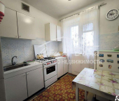 3-комн, 59кв м, этаж 5/5 улица Героев Малой Земли, 40