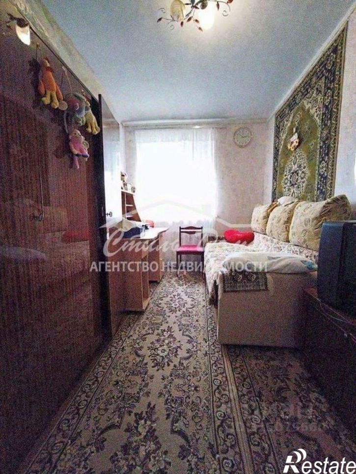 3-комн квартира улица Героев Малой Земли, 40,  д. 40