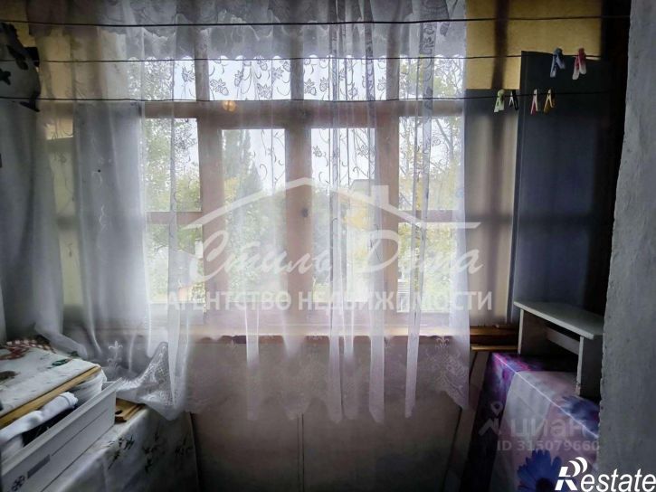 3-комн квартира улица Героев Малой Земли, 40,  д. 40