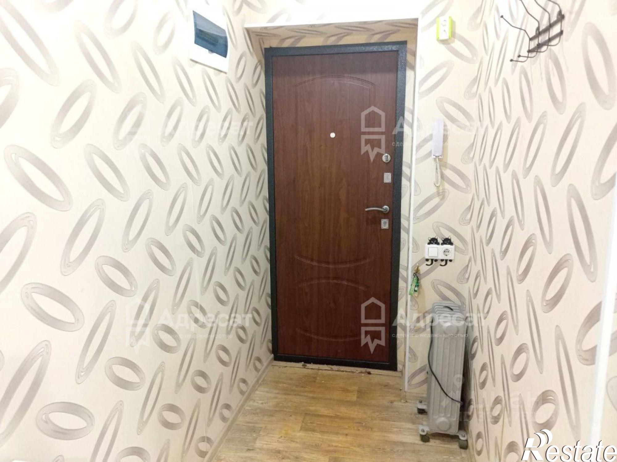 Купить квартиру за 1 850 000 рублей на Зерноградская улица, 2