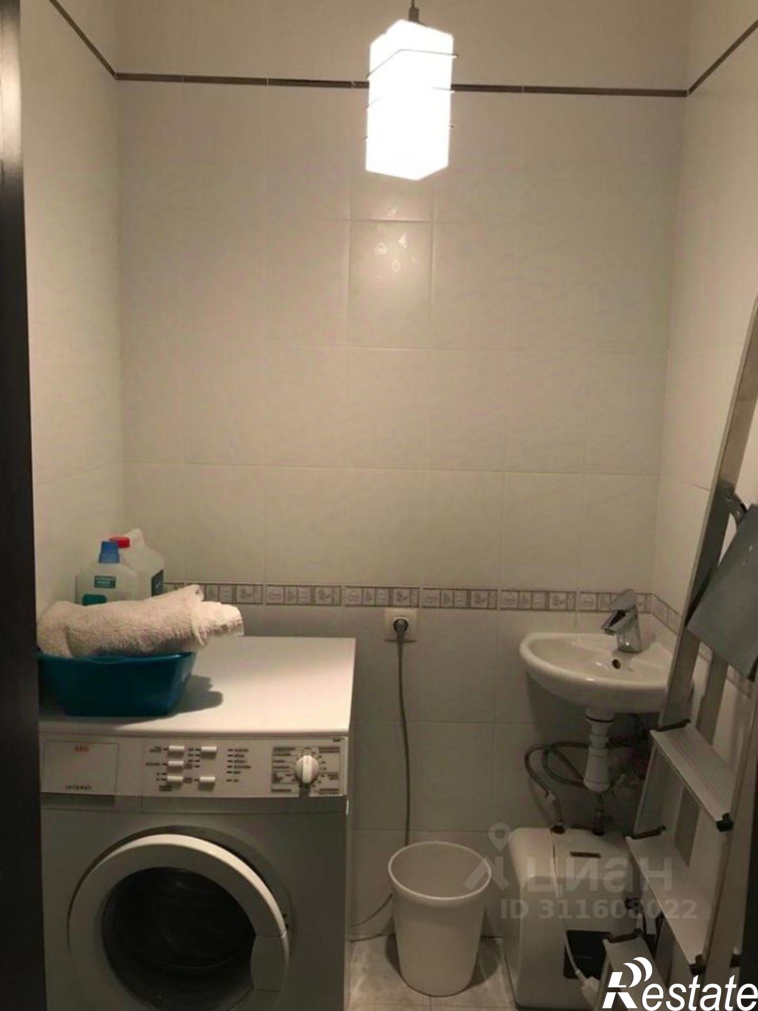 Купить квартиру за 35 000 000 рублей на Батальонная улица, 11