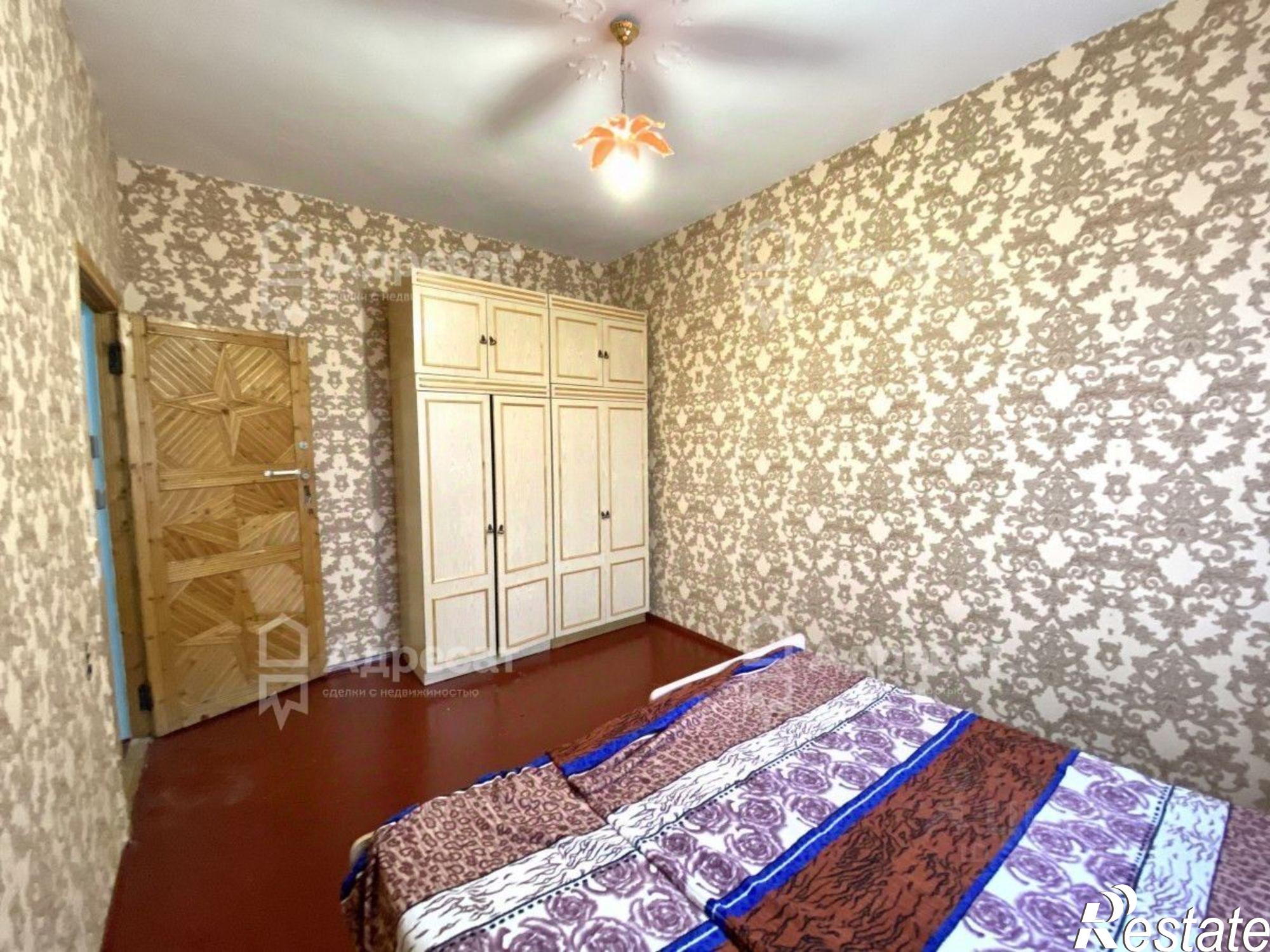 Сдать дачу, дом, коттедж за 40 000 рублей на Эльтонская улица, 41