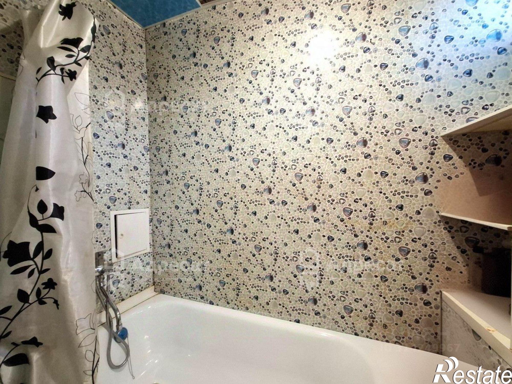 Купить комнату за 909 000 рублей на улица Адмирала Ушакова, 12