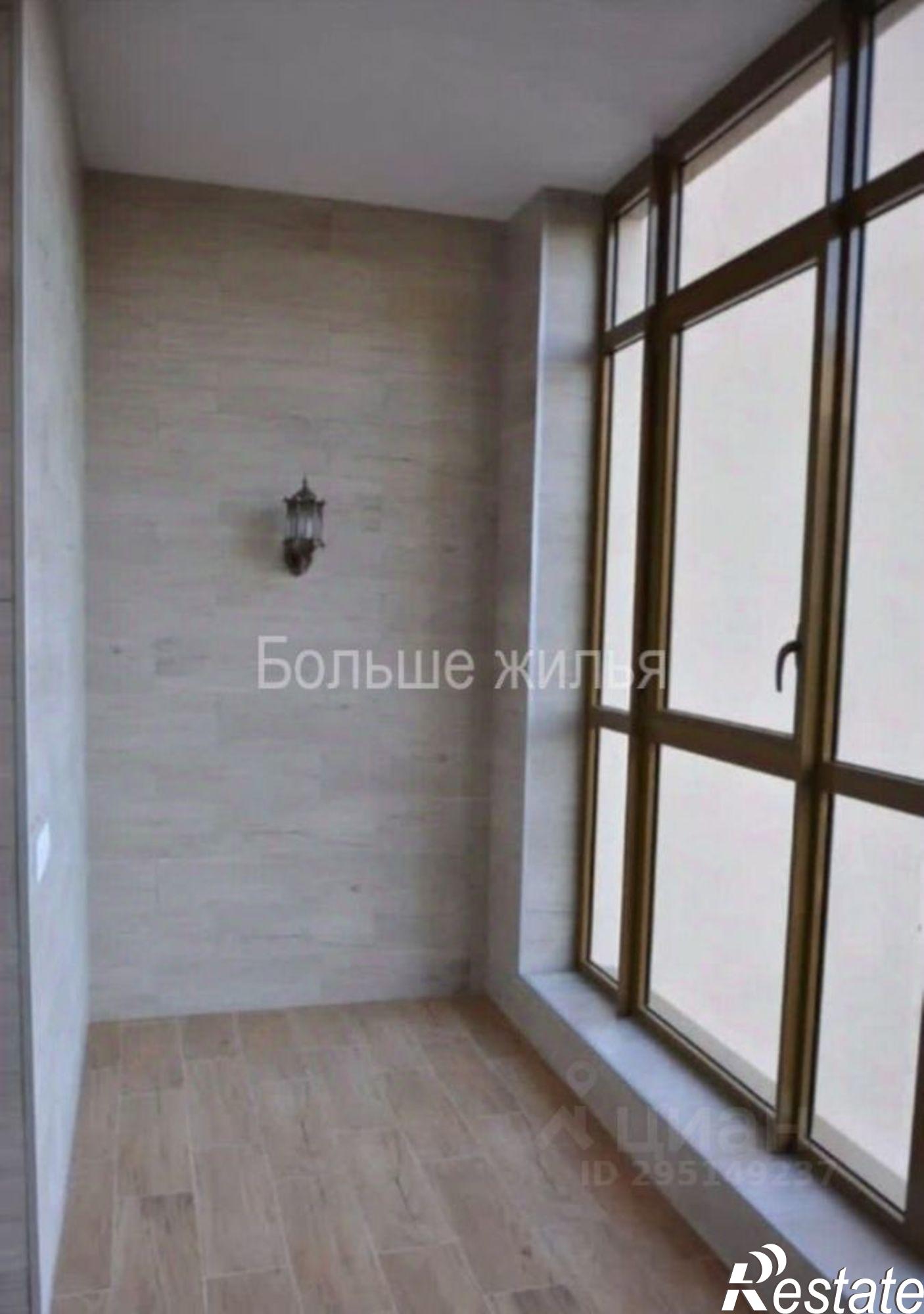 Купить квартиру за 12 000 000 рублей на Бакинская улица, 2А