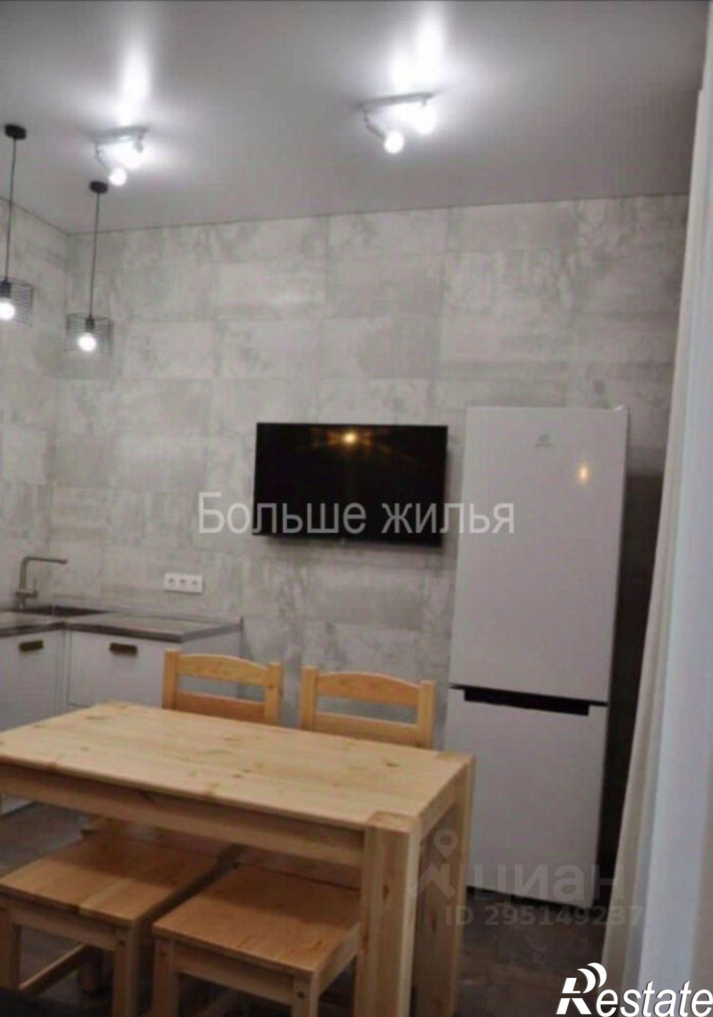 Купить квартиру за 12 000 000 рублей на Бакинская улица, 2А