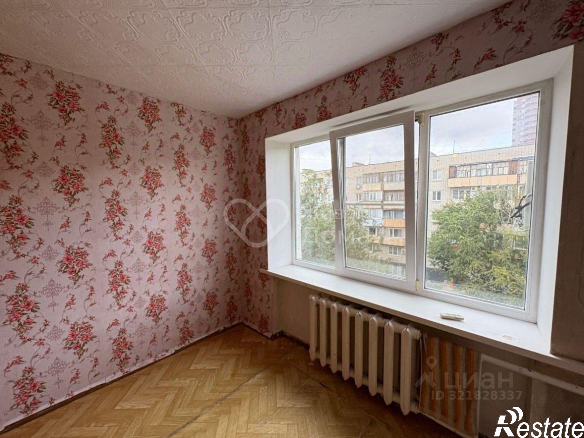 Купить комнату за 890 000 рублей на Логовская улица, 5