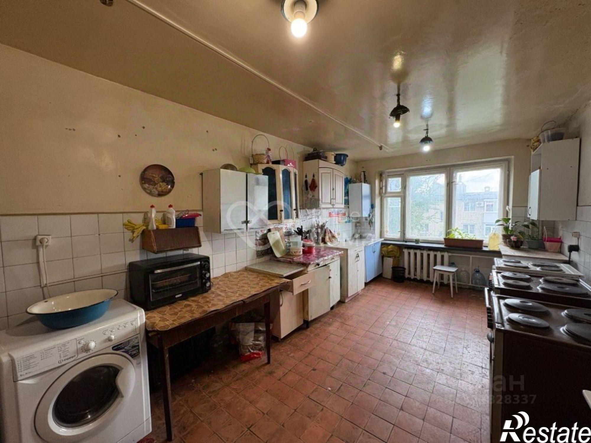 Купить комнату за 890 000 рублей на Логовская улица, 5