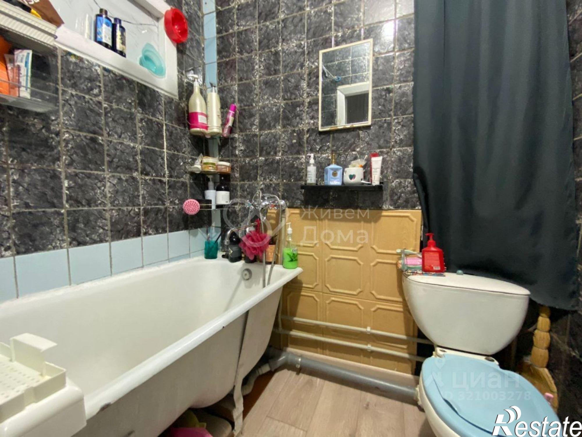 Купить квартиру за 2 440 000 рублей на улица Германа Титова, 56