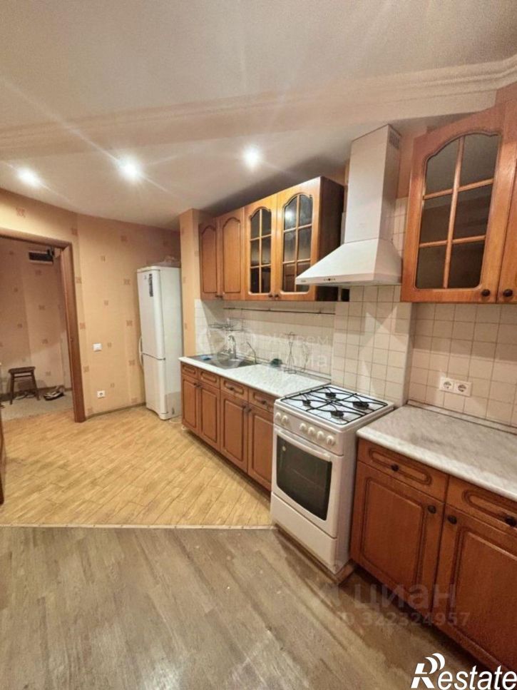 3-комн квартира улица Елисеева, 15А,  д. 15А