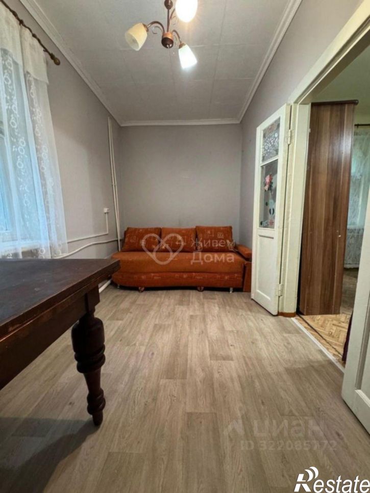 2-комн квартира улица Анри Барбюса, 10,  д. 10