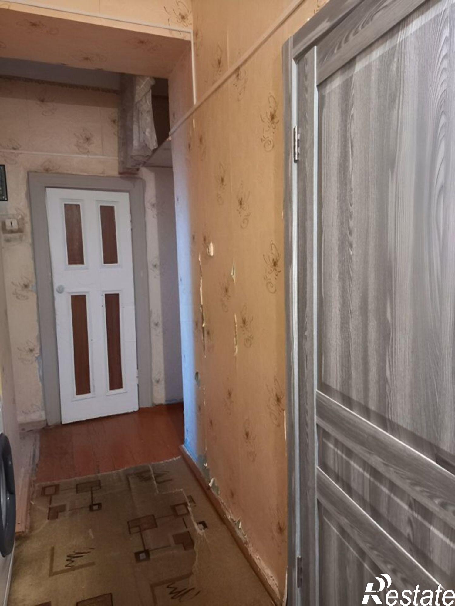 Купить комнату за 1 000 000 рублей на проспект Металлургов, 9