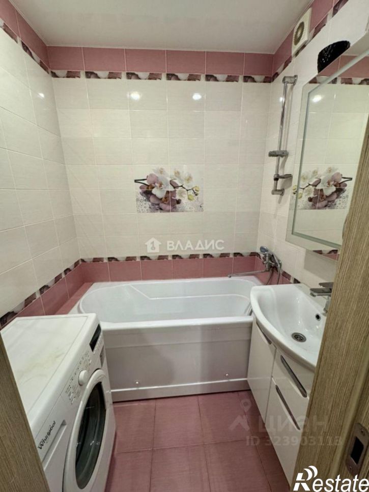 3-комн квартира бульвар 30-летия Победы, 17А,  д. 17А