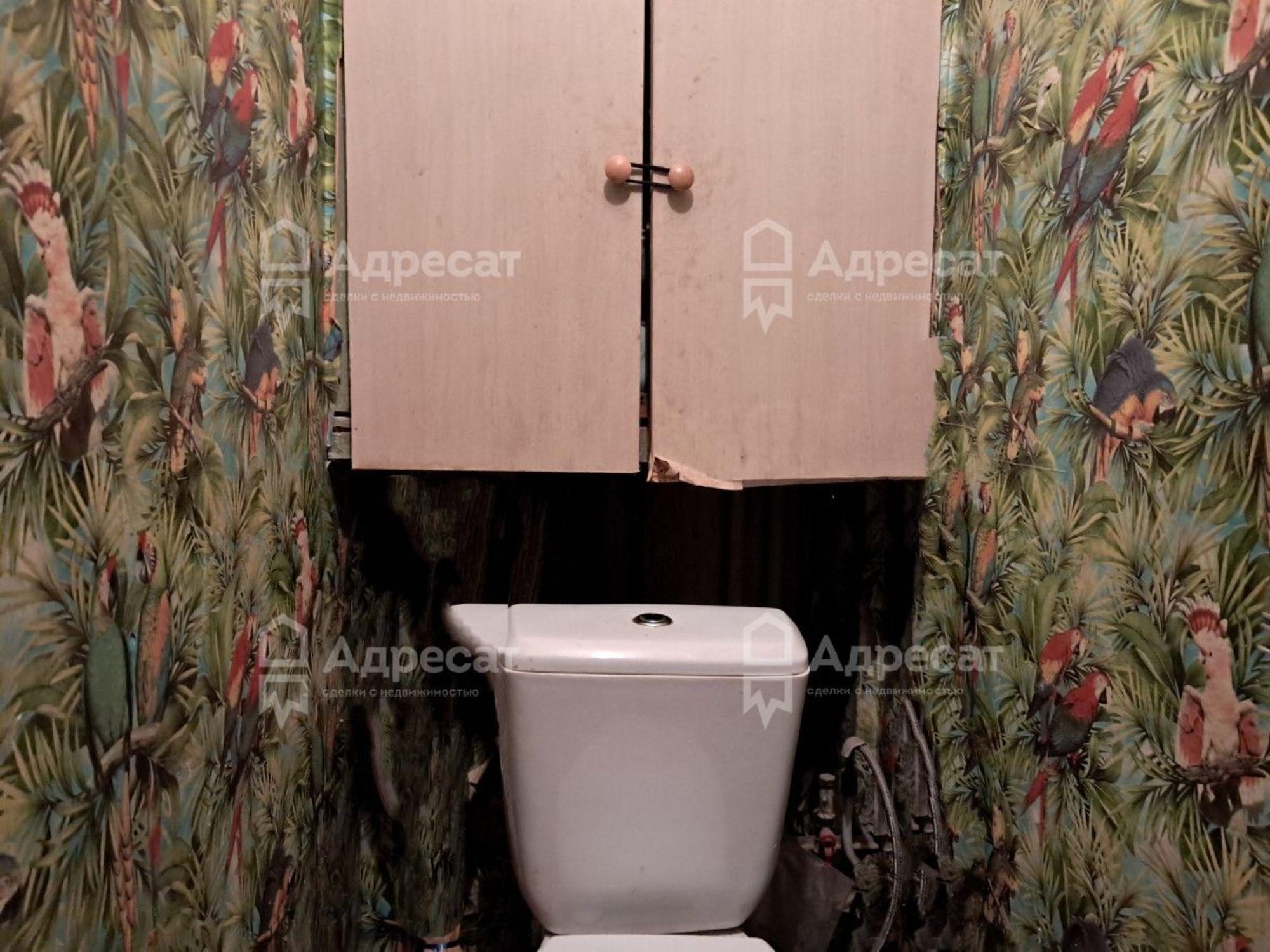 Купить комнату за 680 000 рублей на ул. Зерноградская,  д.6