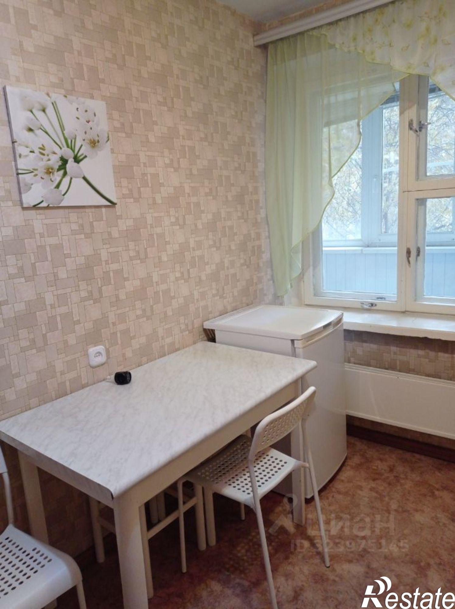 Сдать квартиру за 23 000 рублей на Бакинская улица, 13