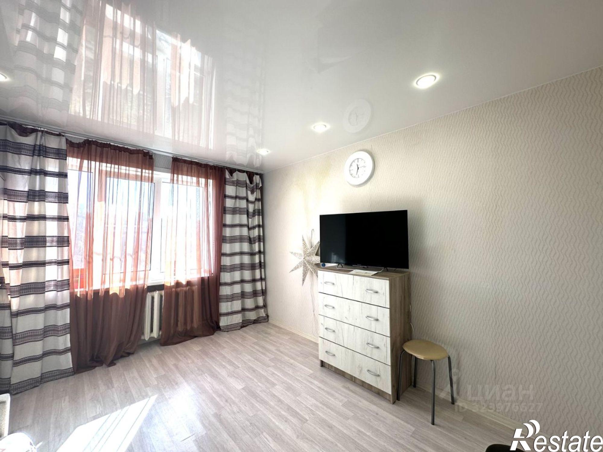 Сдать квартиру за 17 000 рублей на улица Николая Отрады, 36