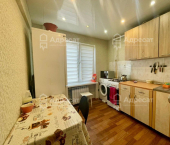 1-комн, 30.9кв м, этаж 1/4 ул. Лазоревая,  д.193