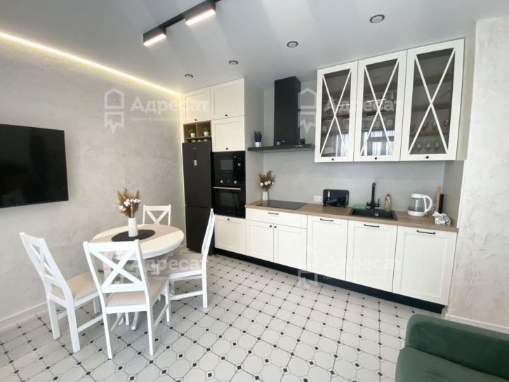 3-комн квартира ул. Малиновского,  д.14