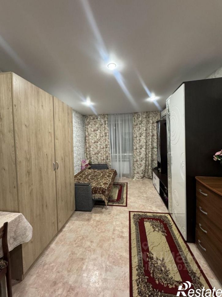 3-комн квартира ул Славская, 10,  д. 10