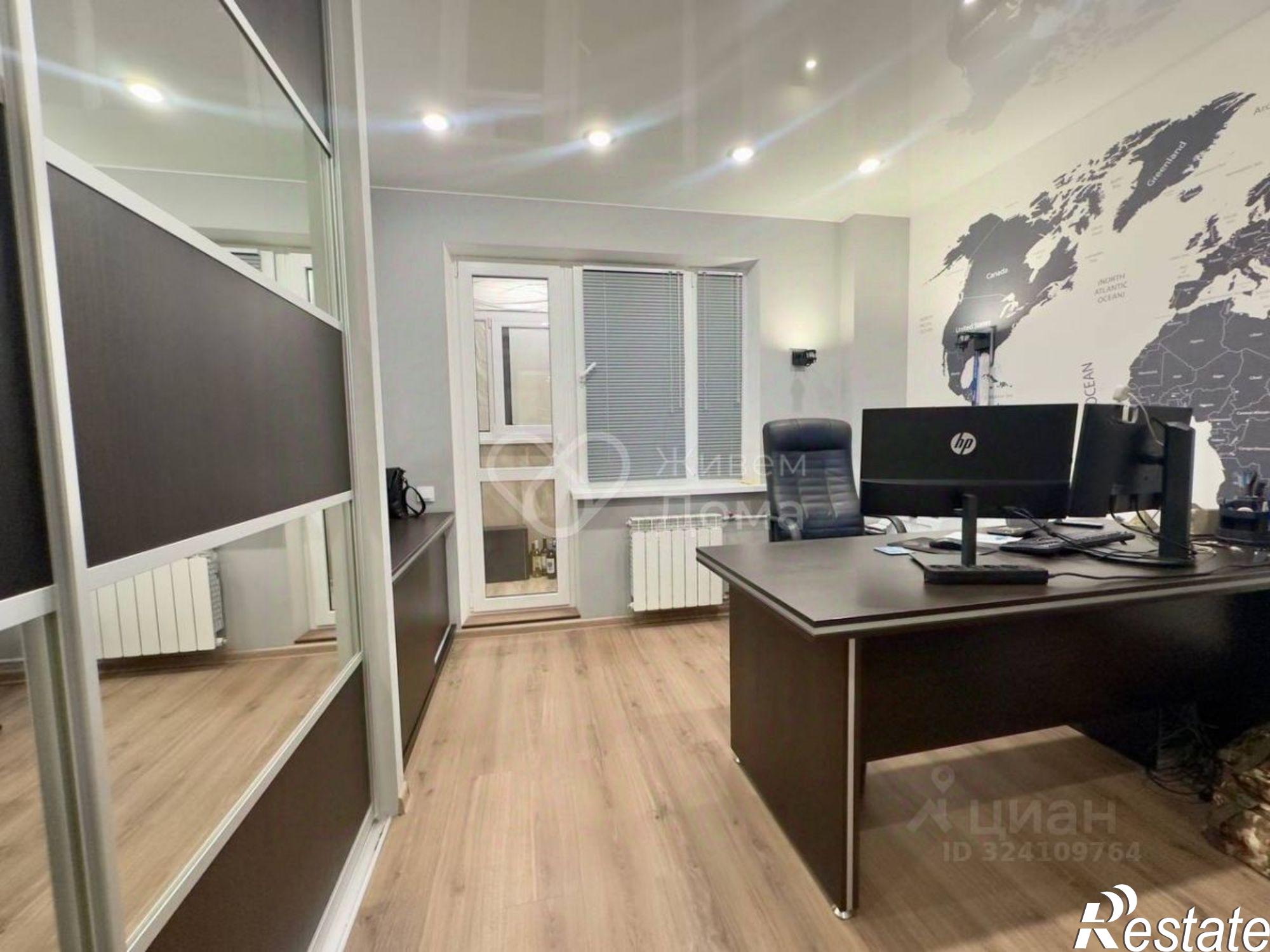 Купить квартиру за 10 700 000 рублей на Рабоче-Крестьянская улица, 50