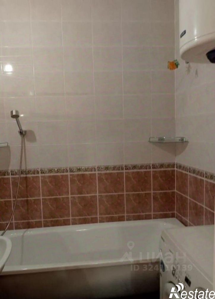 2-комн квартира улица им. Репина, 62,  д. 62