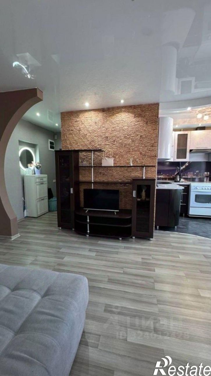 3-комн квартира улица Дзержинского, 38,  д. 38