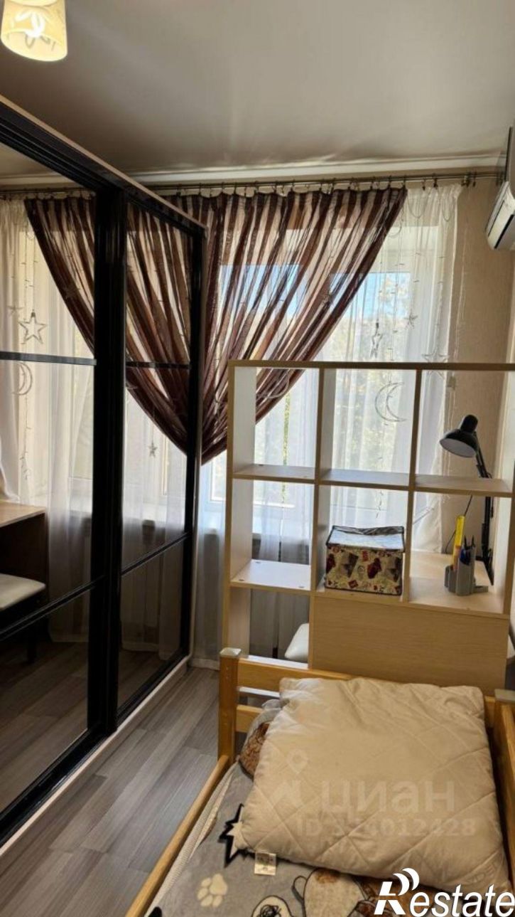 3-комн квартира улица Дзержинского, 38,  д. 38