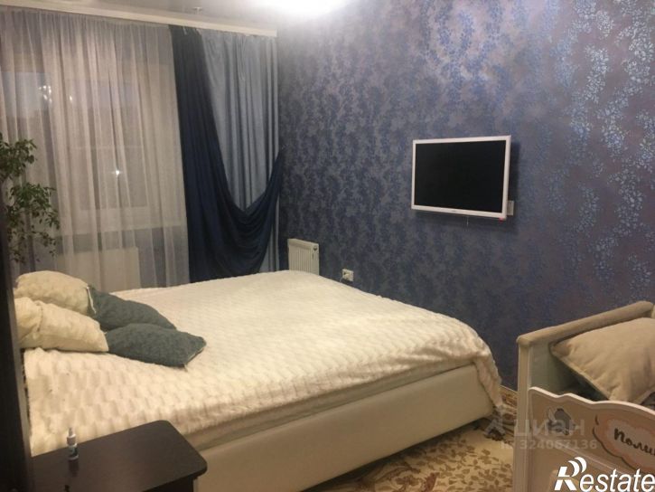 2-комн квартира улица Балакирева, 2,  д. 2