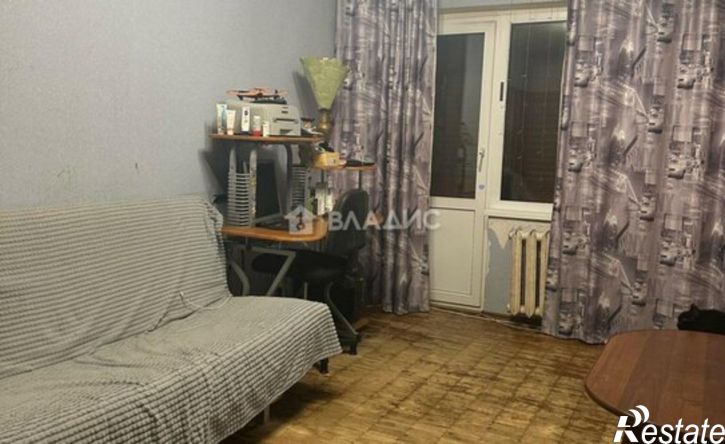 3-комн квартира улица 50-летия ВЛКСМ, 4,  д. 4