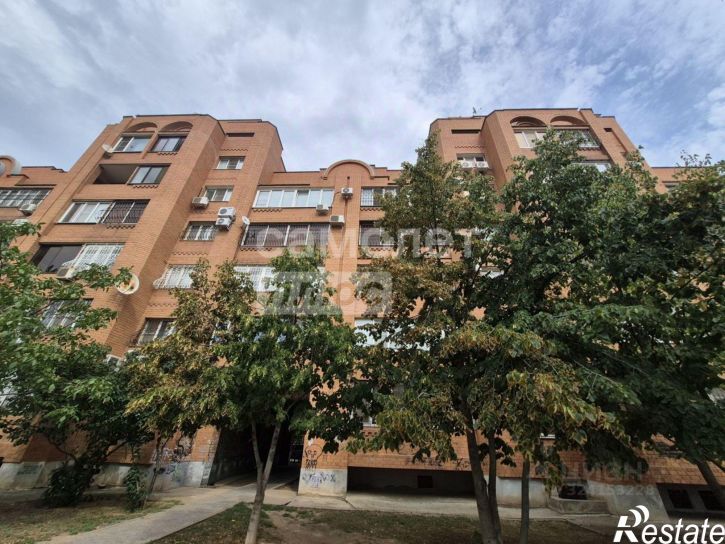 4-комн квартира улица 50 лет Октября, 30,  д. 30