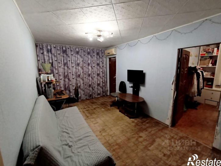 3-комн квартира улица 50-летия ВЛКСМ, 4,  д. 4