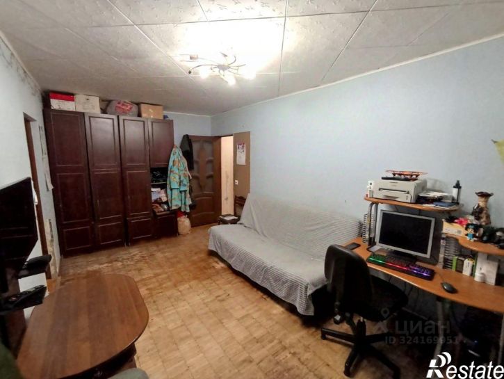 3-комн квартира улица 50-летия ВЛКСМ, 4,  д. 4