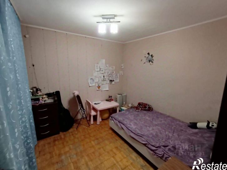 3-комн квартира улица 50-летия ВЛКСМ, 4,  д. 4