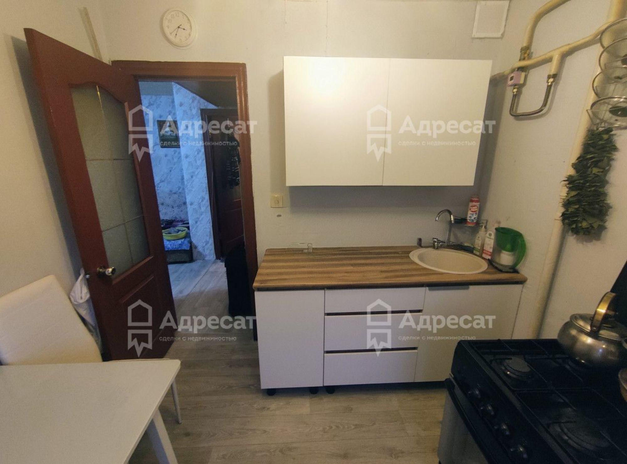 Купить квартиру за 3 300 000 рублей на ул. 64-й Армии,  д.4