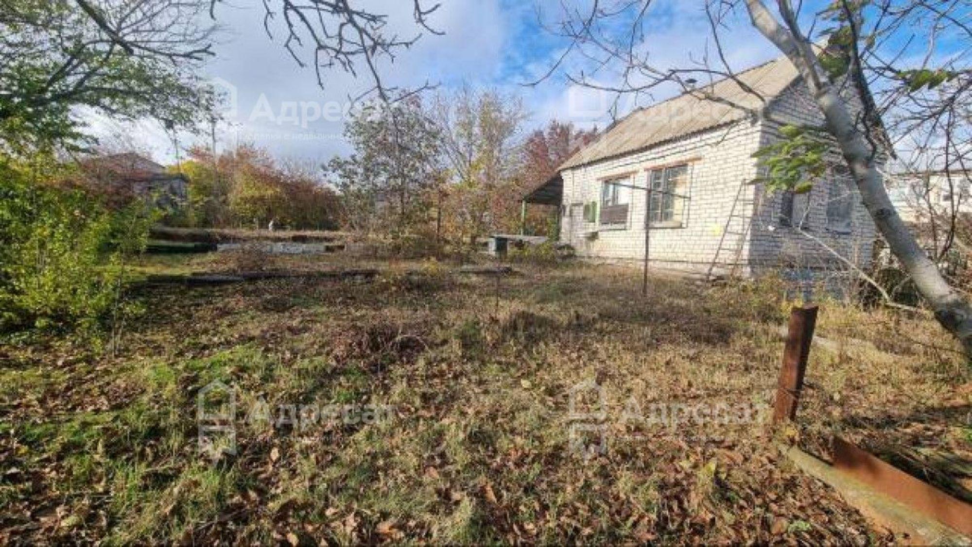 Купить дачу, дом, коттедж за 900 000 рублей на снт. Строитель