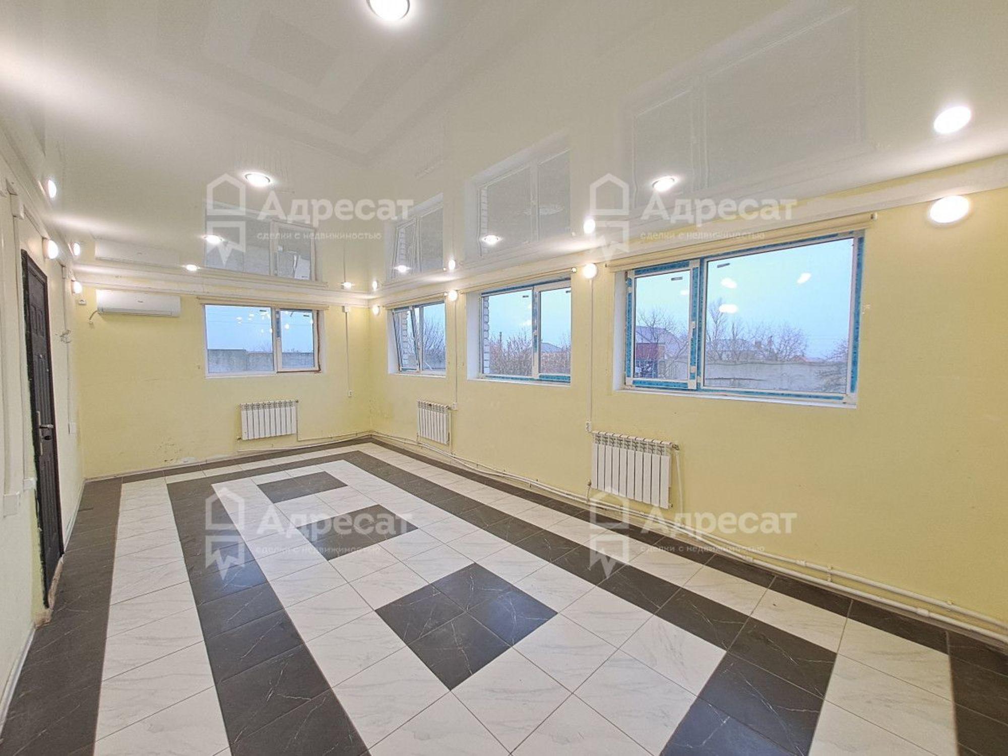 Купить дачу, дом, коттедж за 6 990 000 рублей на б-р. Сиреневый