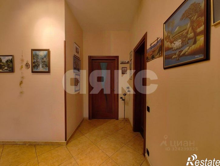 3-комн квартира улица Космонавтов, 36,  д. 36