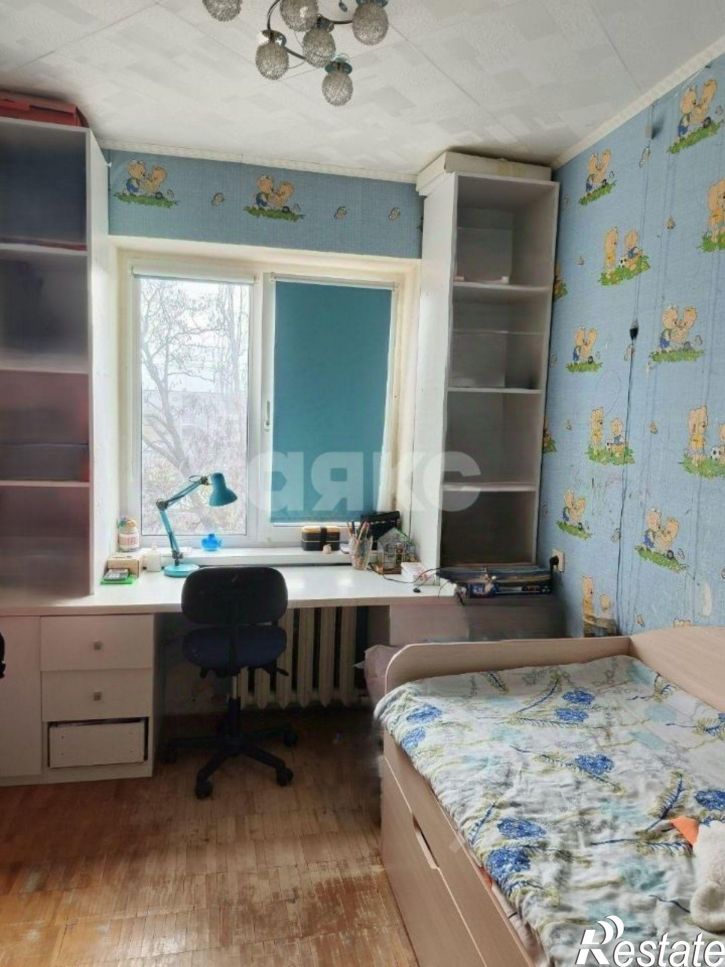 3-комн квартира улица 50-летия ВЛКСМ, 4,  д. 4