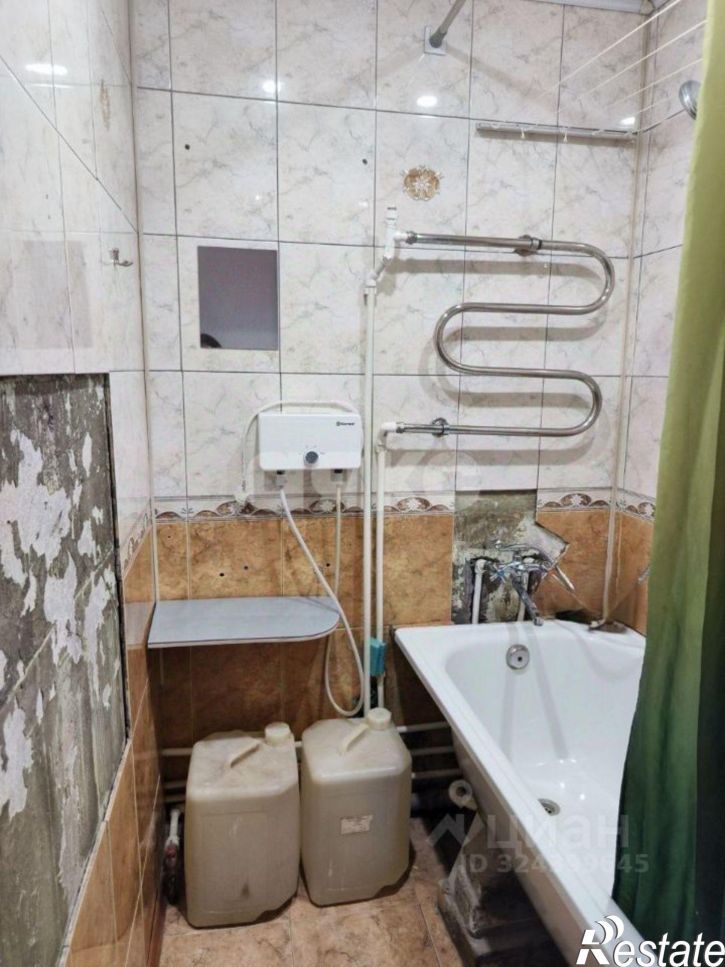 3-комн квартира улица 50-летия ВЛКСМ, 4,  д. 4