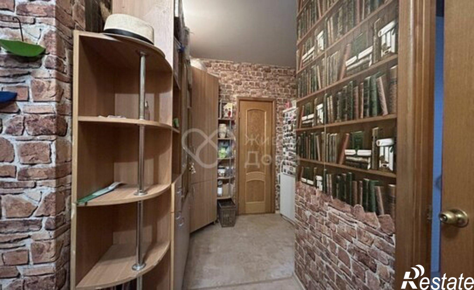 Купить квартиру за 5 600 000 рублей на ул Электролесовская, 86