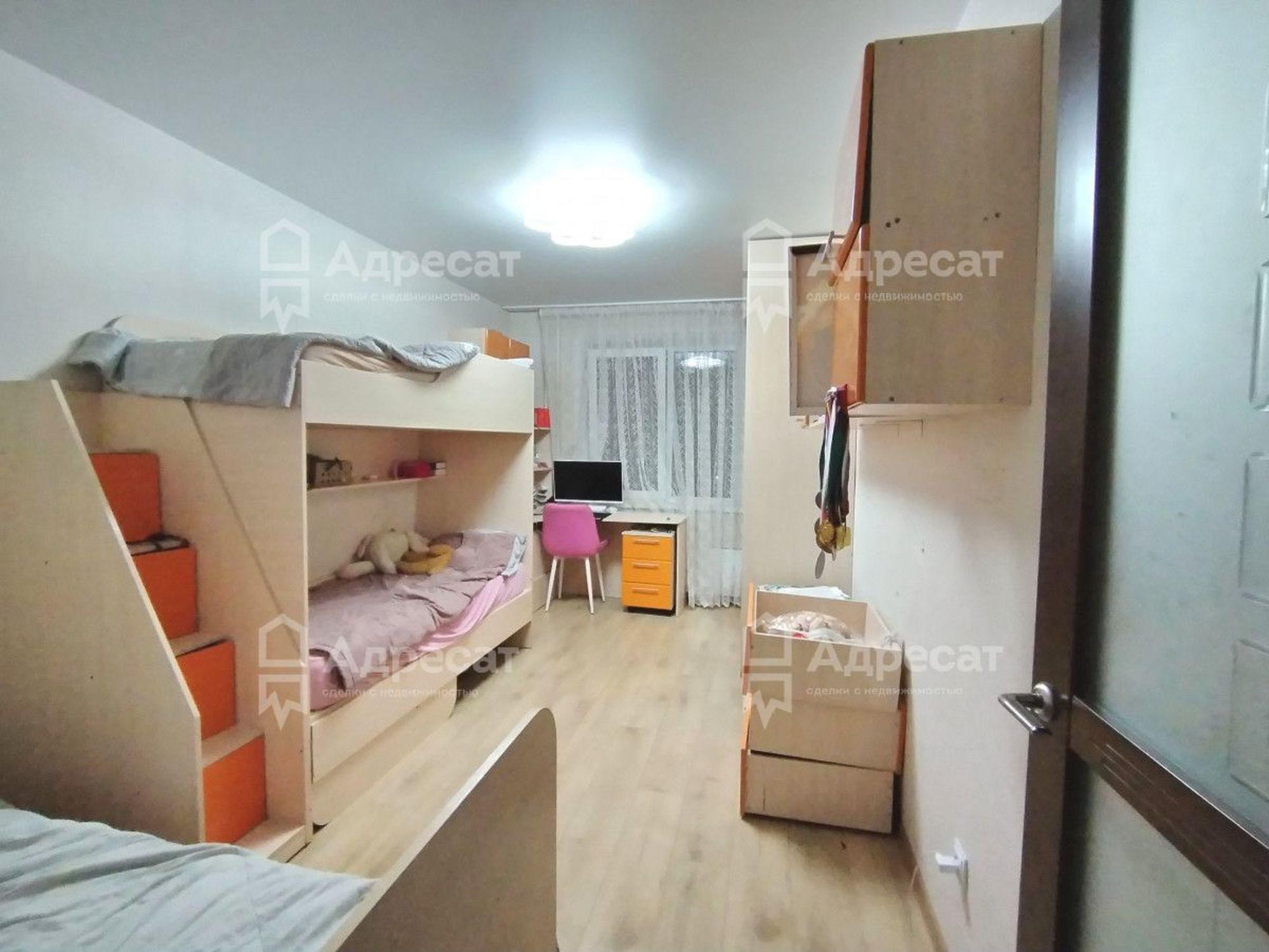 Купить квартиру за 6 630 000 рублей на ул. Комарова,  д.70