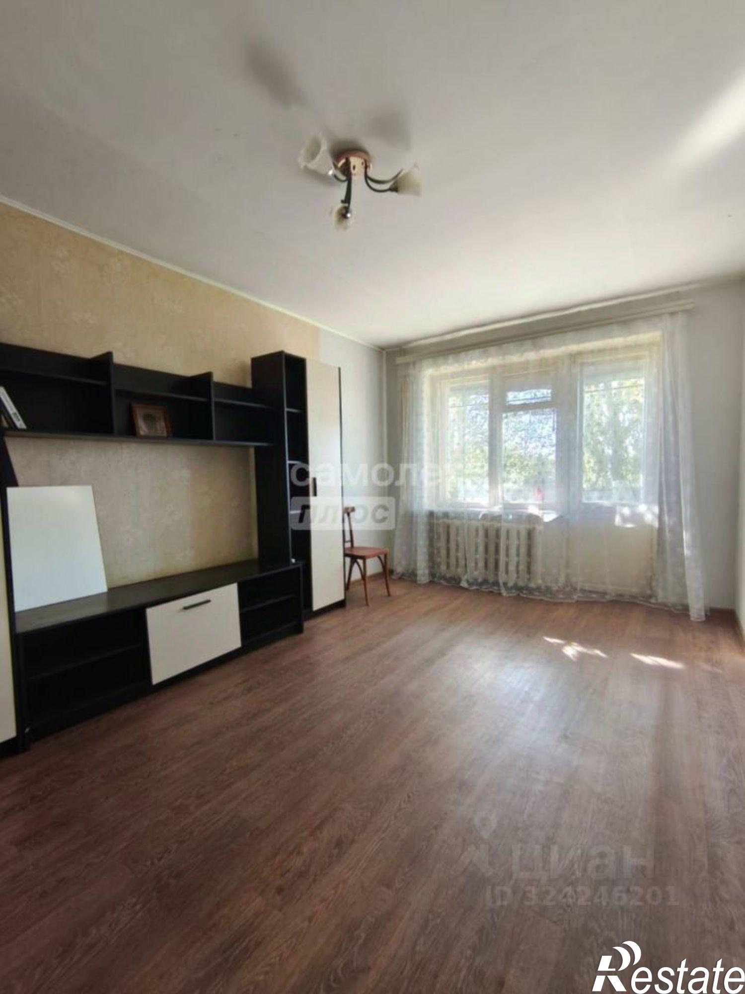 Купить квартиру за 2 400 000 рублей на Фруктовая улица, 24