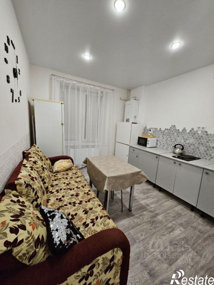 1-комн квартира ул им. профессора Иншакова, 2,  д. 2