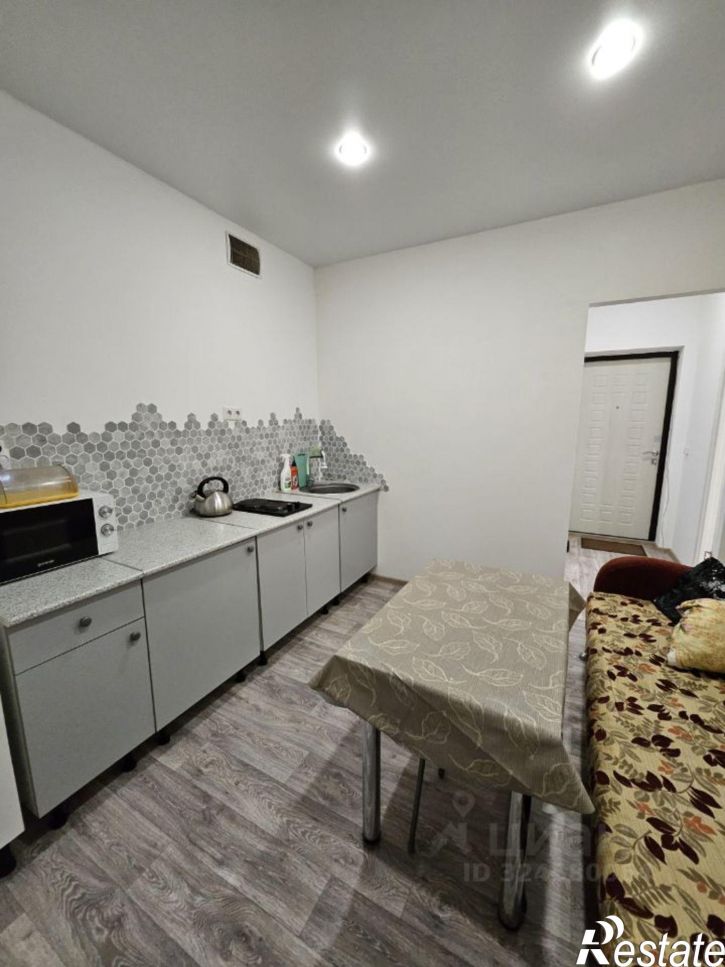 1-комн квартира ул им. профессора Иншакова, 2,  д. 2